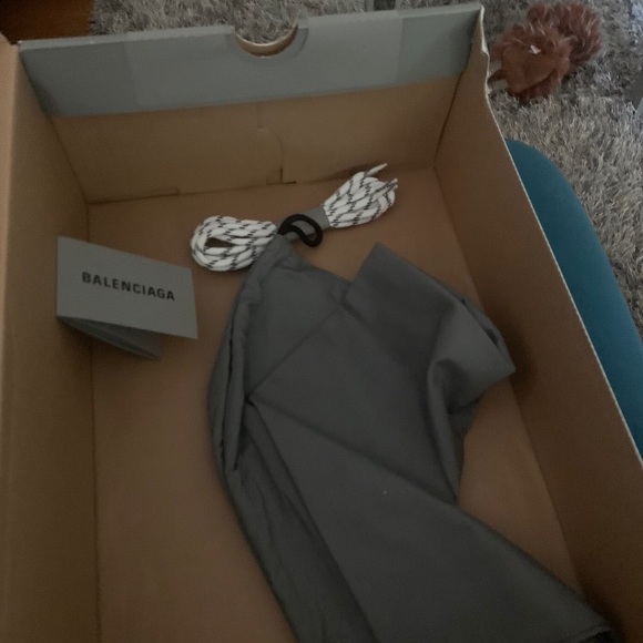 Deadstock, white/black/red Balenciaga’s size: 11 - Picture 4 of 8